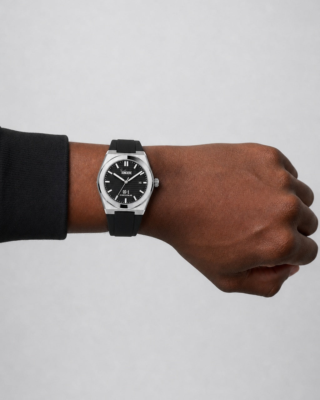 QS1 Hyper-Flex Frost on wrist
